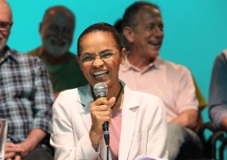 Marina Silva declara apoio a Aécio