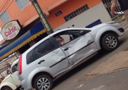 Novo acidente acontece no cruzamento da Avenida Rui Barbosa próximo ao Posto Pantera em São Gotardo