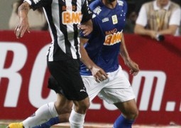Após conversa em vestiário, Cruzeiro fica otimista e acredita em virada no jogo de volta