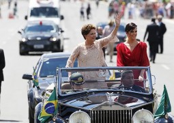 Dilma Rousseff toma posse de seu segundo mandato e priorizará educação e economia Brasileira