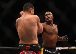 Novo exame de Anderson Silva testa negativo, porem lutador é cortado do TUF