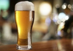 O que causa a ‘barriga de cerveja’?