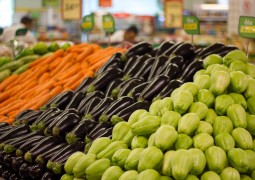 Preços de hortifrutis continuam em alta no mercado atacadista