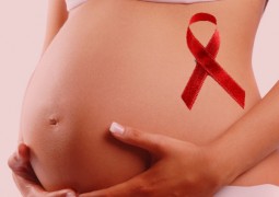Cuba consegue eliminar a transmissão do HIV da mãe para o filho e em breve o tratamento deverá expandido pelo mundo