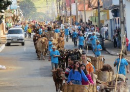 Carro de Boi reúne mais de 80 carreiros na XXI Agroindústria