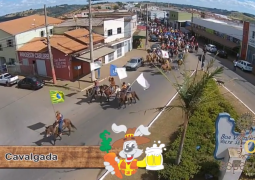 Vídeo: Confiram imagens aéreas da Cavalgada da FENACEN 2015