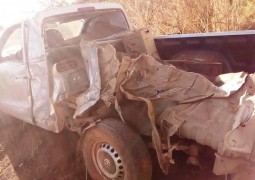 Grave acidente acontece entre Ibiá e Patrocínio envolvendo caminhão e caminhonete
