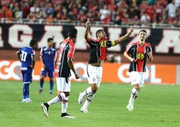 Em pior jogo sob o comando de Vanderlei Luxemburgo Cruzeiro é goleado pelo Joinville