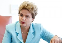 Governo dá como certo pedido de impeachment de Dilma