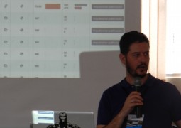 Workshop sobre mídias sociais é realizado em São Gotardo e palestrante Gustavo Patrício dá dicas sobre o Facebook