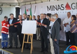 Governo Estadual entrega obra da MG 230 à população de Rio Paranaíba