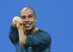 Brasil passa Londres 2012 em número de medalhas e fica perto de recorde