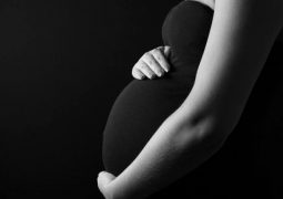 STF pode julgar aborto para grávidas com zika este ano