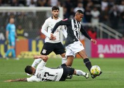 Atlético empata com Corinthians e torcerá por tropeços para não se distanciar da ponta