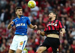 Time misto do Cruzeiro não suporta força do Atlético-PR no Paraná e perde 14º jogo na Série A