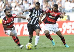 Galo vira placar, mas cede empate ao Flamengo, em resultado ruim para ambos no Brasileiro