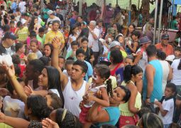 Comunidade Nossa Senhora da Abadia realiza festa para o Dia das Crianças em São Gotardo
