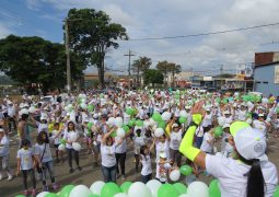 3ª Caminhada Passos que Salvam e realizada em São Gotardo e reúne centenas de pessoas