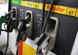 Redução do preço da gasolina não chega ao consumidor