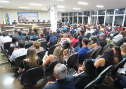 Câmara Municipal realiza Sessão Solene de entrega de Título de Cidadania Honorária e Benemérita em São Gotardo