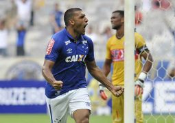 Em jogo para testes, Ramón Ábila brilha e time reserva do Cruzeiro derrota Tricordiano