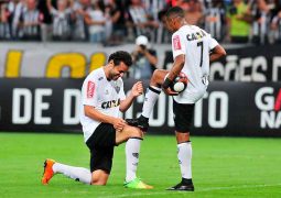 No embalo de Fred, Atlético goleia o América e assume liderança isolada do Mineiro