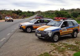 Motorista de Tiros perde controle do veículo e capota na BR-354 próximo ao distrito de Chaves