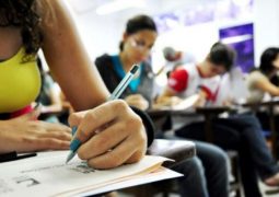 Mais de 2 milhões de inscritos no Enem 2017 não fizeram a prova; 273 foram eliminados