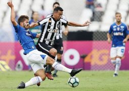 Cruzeiro empata com Botafogo, garante prêmio maior da CBF e se despede de forma honrosa do Campeonato Brasileiro