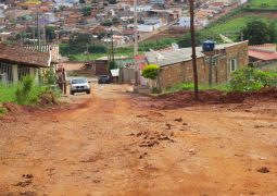 Rua sem saída é aberta em São Gotardo, mas seu não asfaltamento, causa transtornos e prejuízos para moradores