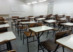 Parte das Escolas Estaduais de São Gotardo e Guarda dos Ferreiros, aderem a greve estadual dos professores