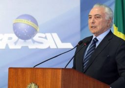 Temer aciona ‘forças federais’ para desbloquear estradas e chama caminhoneiros de ‘minoria radical’