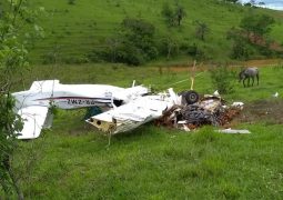 Aeronave cai e mata cinco pessoas da mesma família em Patos de Minas