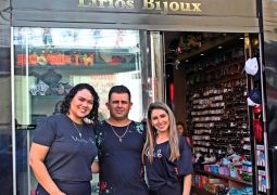 Loja Lírios Bijoux e Vult Cosmética realizam “Dia de Beleza” em São Gotardo