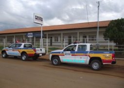 Bandidos amarram vítimas em banheiro, fazem limpa em casa e roubam trator na zona rural de Rio Paranaíba