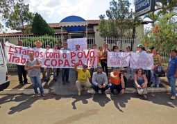 Poucos que representaram todos: Segunda manifestação “FORA COPASA” é realizada em São Gotardo