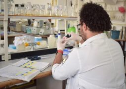 UFV de Viçosa começa a realizar primeiros testes de detecção do novo Coronavírus. Rio Paranaíba ainda aguarda testes
