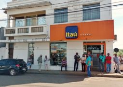 Agência do Itaú volta a funcionar em São Gotardo