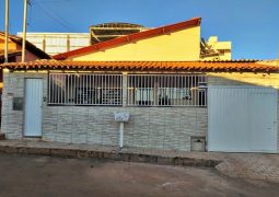 EXCELENTE OPORTUNIDADE: Vende-se casa recém- reformada de 3 quartos no bairro São Geraldo em São Gotardo