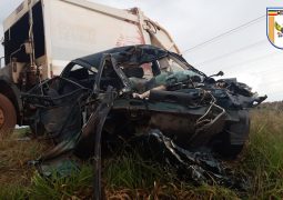 MG-235: Acidente de trânsito provoca morte de passageira e deixa motorista gravemente ferido em rodovia de São Gotardo