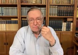 Olavo de Carvalho ataca Joice Hasselmann: “Você acaba de destruir sua carreira”