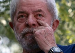 Lula pode ir ao semiaberto, mas juíza deixa decisão para o STF