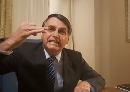 Bolsonaro diz que recolheu todas as gravações de áudio de seu condomínio